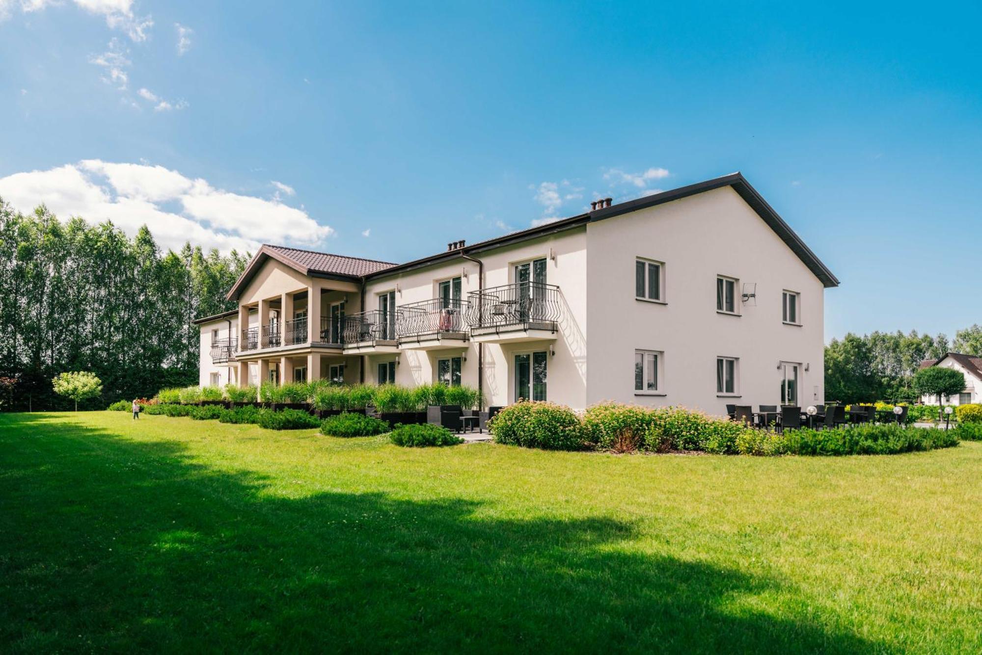 Pokoje Goscinne Lawendowy Dwor Mikoszewo Exterior photo